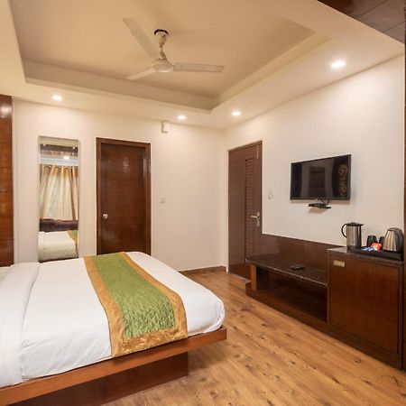Hotel 30 Degree North Mussoorie Exterior photo